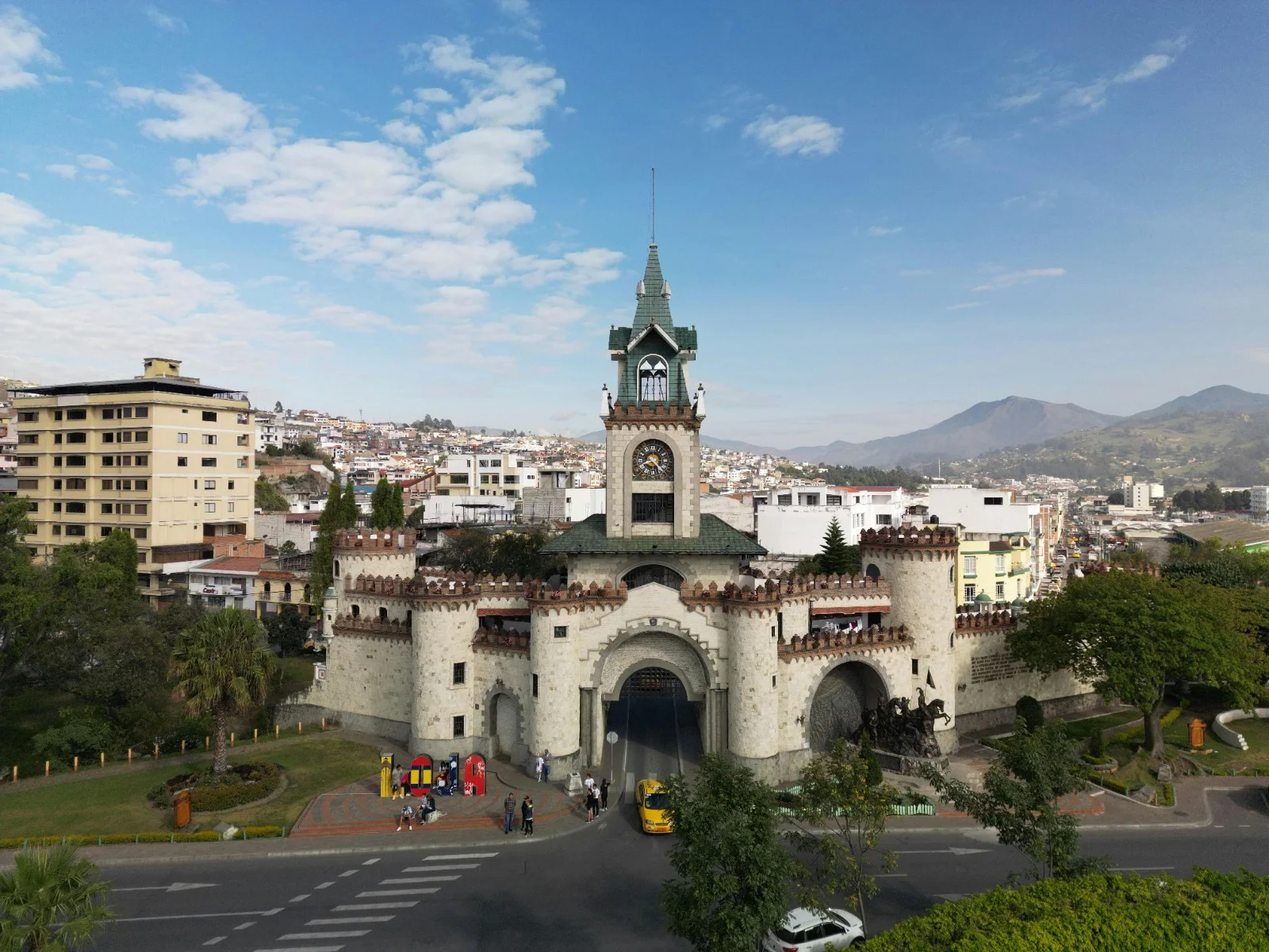 Puerta de la Ciudad en Loja